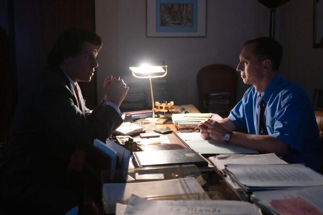 Scene from the series “Tapie”, with Laurent Lafitte (Bernard Tapie) and David Talbot (Eric de Montgolfier).