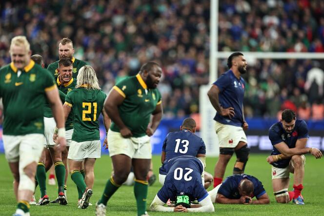 The joy of the South Africans and the distress of the French, after the qualification of the Springboks for the semi-finals of the Rugby World Cup, October 15, 2023, in Saint-Denis (Seine-Saint-Denis).
