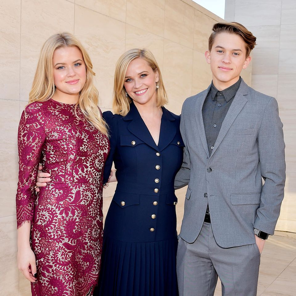 Reese Witherspoon with her children Ava and Deacon Phillippe