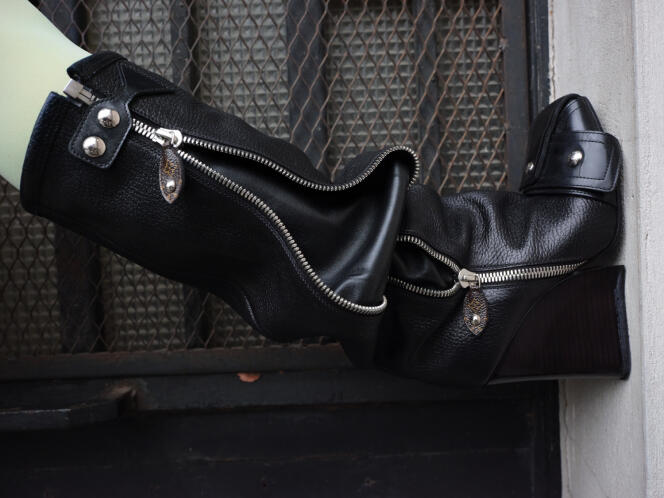 Patti boots, leather, Louis Vuitton, €1,800.  louisvuitton.com Falke tights.  falke.com