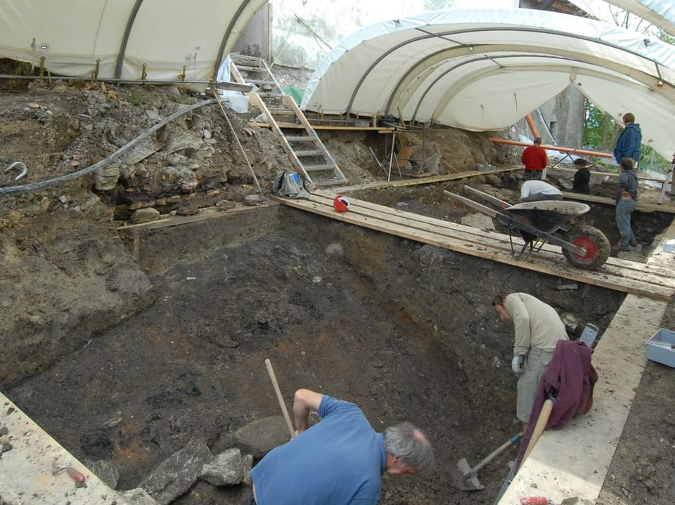 Excavation work under tents
