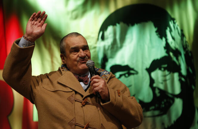 Karel Schwarzenberg, then candidate for the presidency of the Czech Republic, during a meeting in Prague, January 9, 2013.