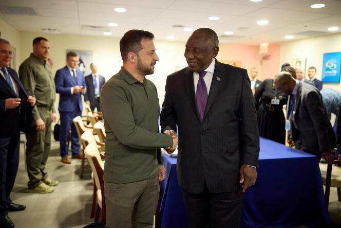 Ukrainian President Volodymyr Zelensky and South African President Cyril Ramaphosa shake hands before their meeting on the sidelines of the 78th session of the UN General Assembly in New York, September 19, 2023. 