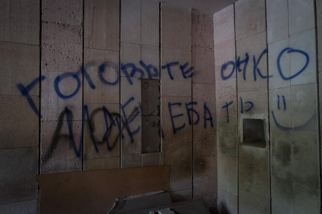 “Prepare your holes we are coming to fuck you”: graffiti left by the Russians in a Ukrainian village, northeast of kyiv, in May 2022.