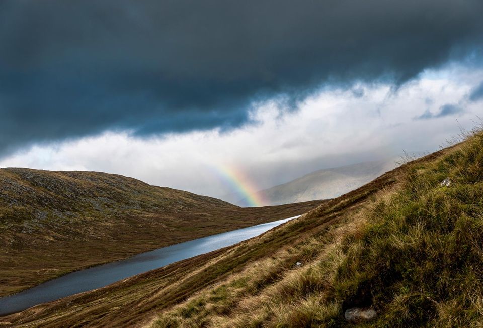 Schottische Highlands: Regenbogen