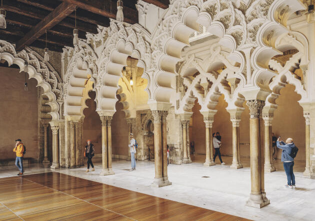 The arches and rooms of the north portico of the Aljafería Palace, in Zaragoza (Spain).