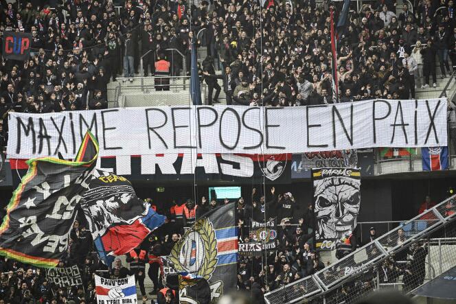 Banner in memory of the Nantes supporter who died on December 2, 2023, on the sidelines of the Nantes-Nice match, deployed by PSG supporters at the Océane stadium, in Le Havre, on December 3, 2023.