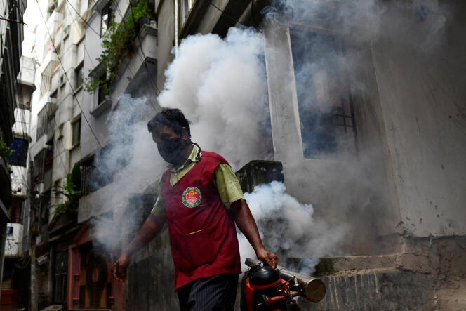 A mosquito control operation, in Dhaka, October 12, 2023.