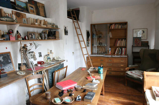 The office-workshop of Jacques Prévert, Cité Véron, in Paris, where the nomadic poet stopped for twenty years.