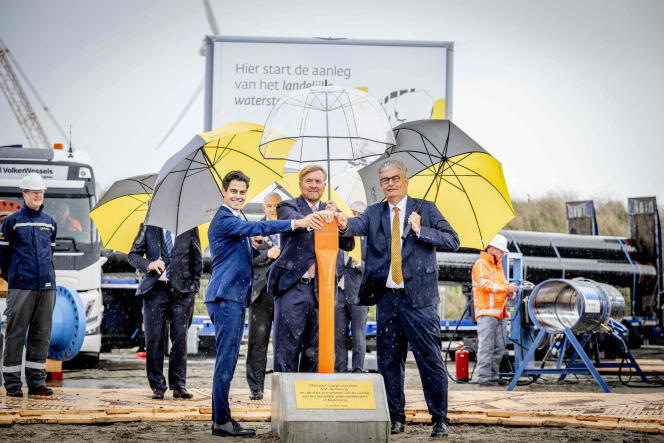 The King of the Netherlands, Willem-Alexander, launches the construction of the first part of the national hydrogen network.  In Rotterdam, October 26, 2023.