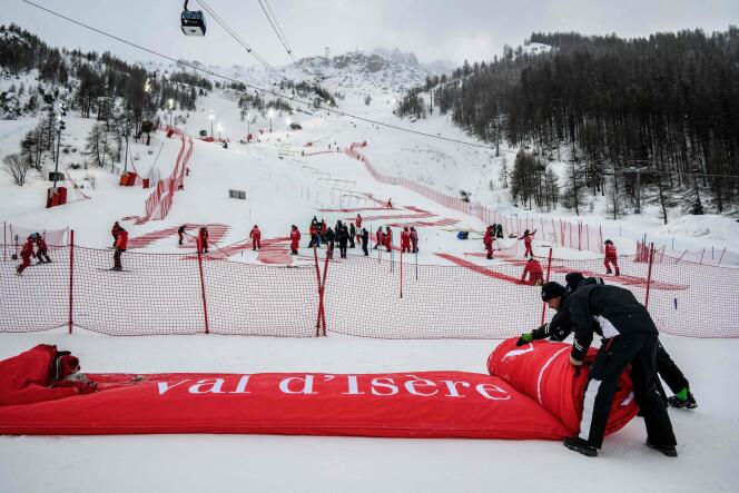 The men's slalom in Val-d'Isère was canceled on Sunday December 10, the seventh cancellation in ten races on the men's circuit since the start of the season.