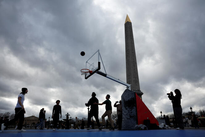 A basketball court installed on Place de la Concorde, in Paris, December 28, 2023.