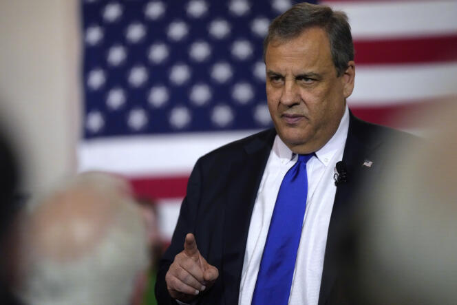 Former New Jersey Governor Chris Christie announces his withdrawal from the Republican primary in Windham, New Hampshire, January 10, 2024. 