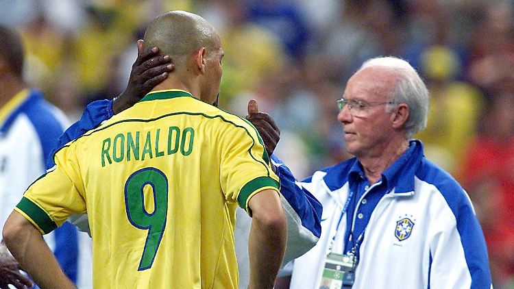 Zagallo and Ronaldo.