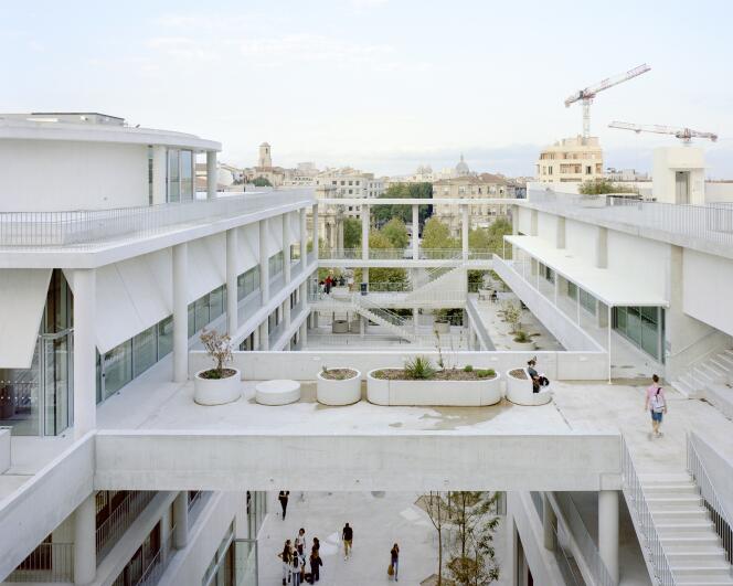 The campus of the Mediterranean Institute of the City and Territories (IMVT) brings together the schools of architecture, town planning and landscape, in Marseille.