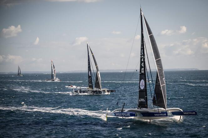 The Arkéa Ultim Challenge-Brest trimarans, Sunday January 7, 2024, after the start of the race, off the coast of Brest.