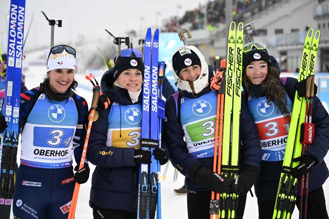 Victorious in the Oberhof relay, the French biathletes (from left to right) Julia Simon, Sophie Chauveau, Justine Braisaz-Bouchet and Lou Jeanmonnot, Sunday January 7, 2024.