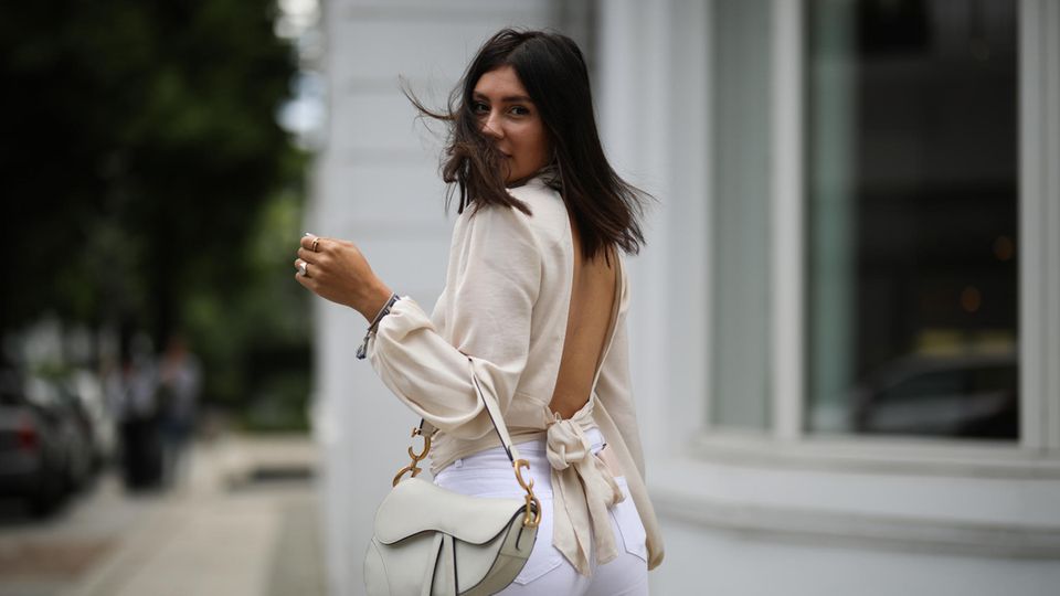 Fashion hack: This is how you can wear almost any bra with a backless top