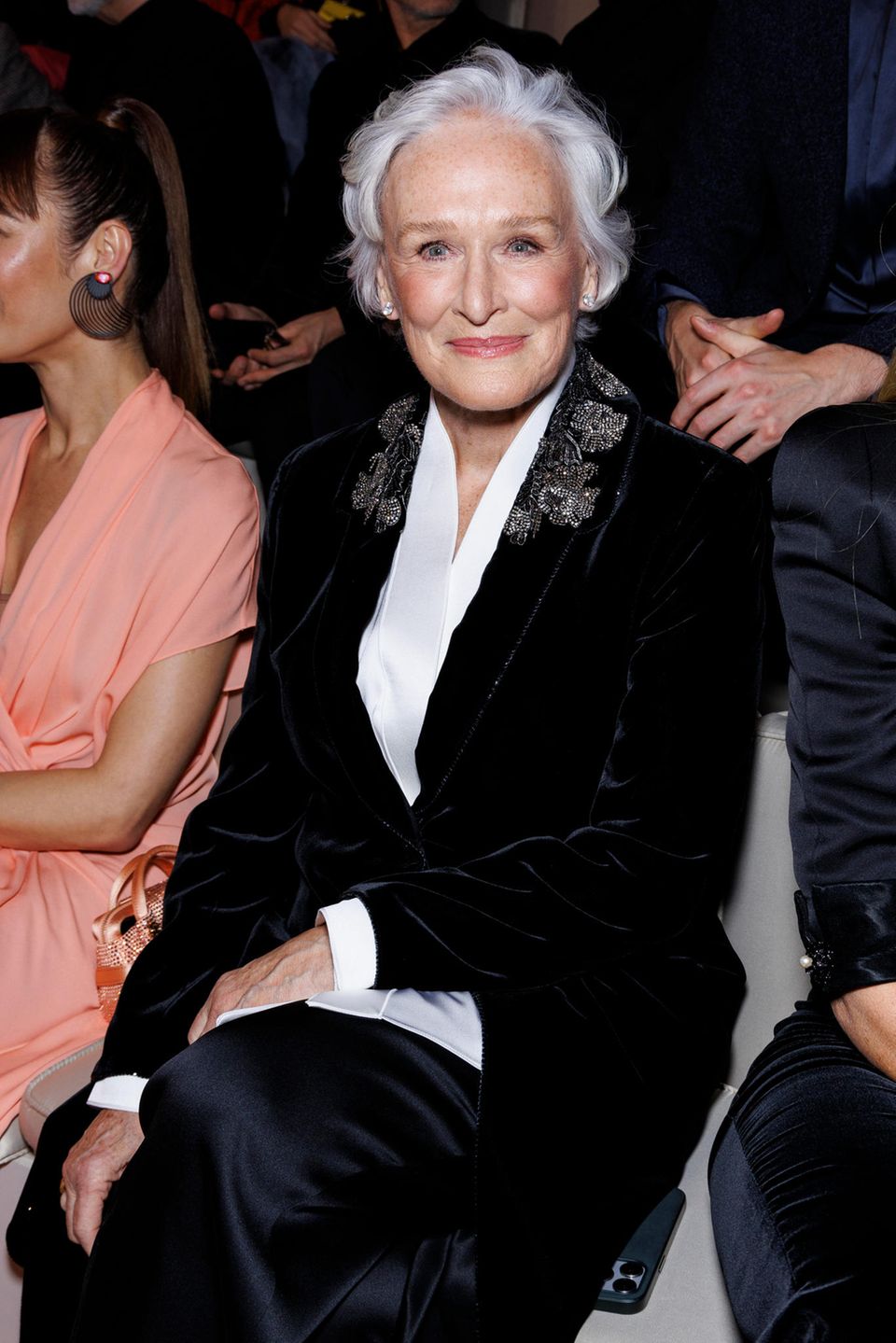 It's all about brevity: Actress Glenn Close's hair looks super well-groomed and shiny. 