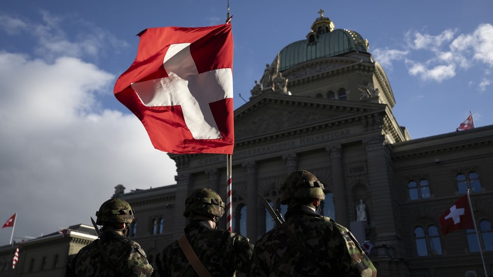 Soldiers with Swiss flag