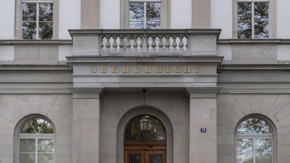 Photo of the facade of the Zurich High Court
