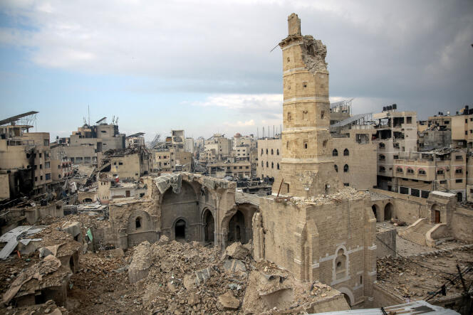 The Al-Omari mosque, the oldest in Gaza, damaged by Israeli bombing on January 5, 2024.