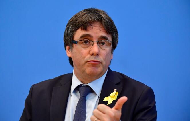 The ousted president of Catalonia, Carles Puigdemont, gives a press conference on July 25, 2018 in Berlin.