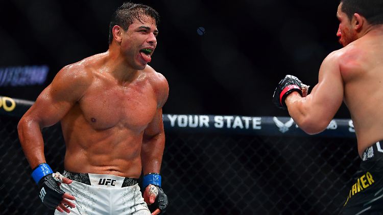 Paulo Costa and Robert Whittaker had a heated battle.