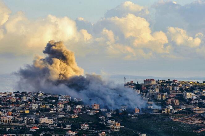 Israeli airstrike on the village of Khiam (southern Lebanon, near the border with Israel), on February 9, 2024, in a context of cross-border tensions.