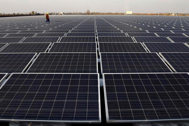 A field of solar panels, in Huainan (Anhui), China, in December 2017. 