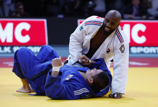 Teddy Riner won the Paris tournament by beating the South Korean Kim Min Jong in the + 100 kg category in the final, Sunday February 4 at the Accor Hôtel Arena.