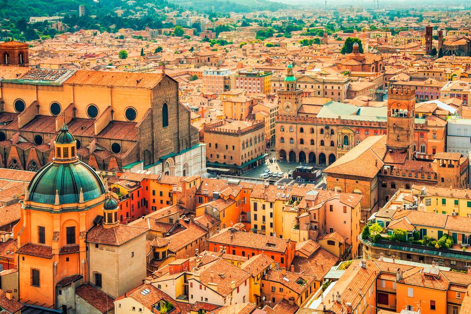 Wanderlust: The Italian city of Bologna from above.