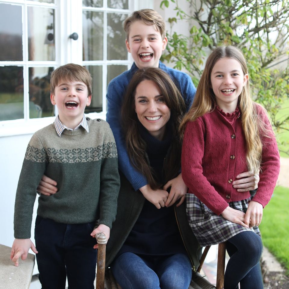 Catherine, Princess of Wales, along with Prince Louis, Prince George and Princess Charlotte