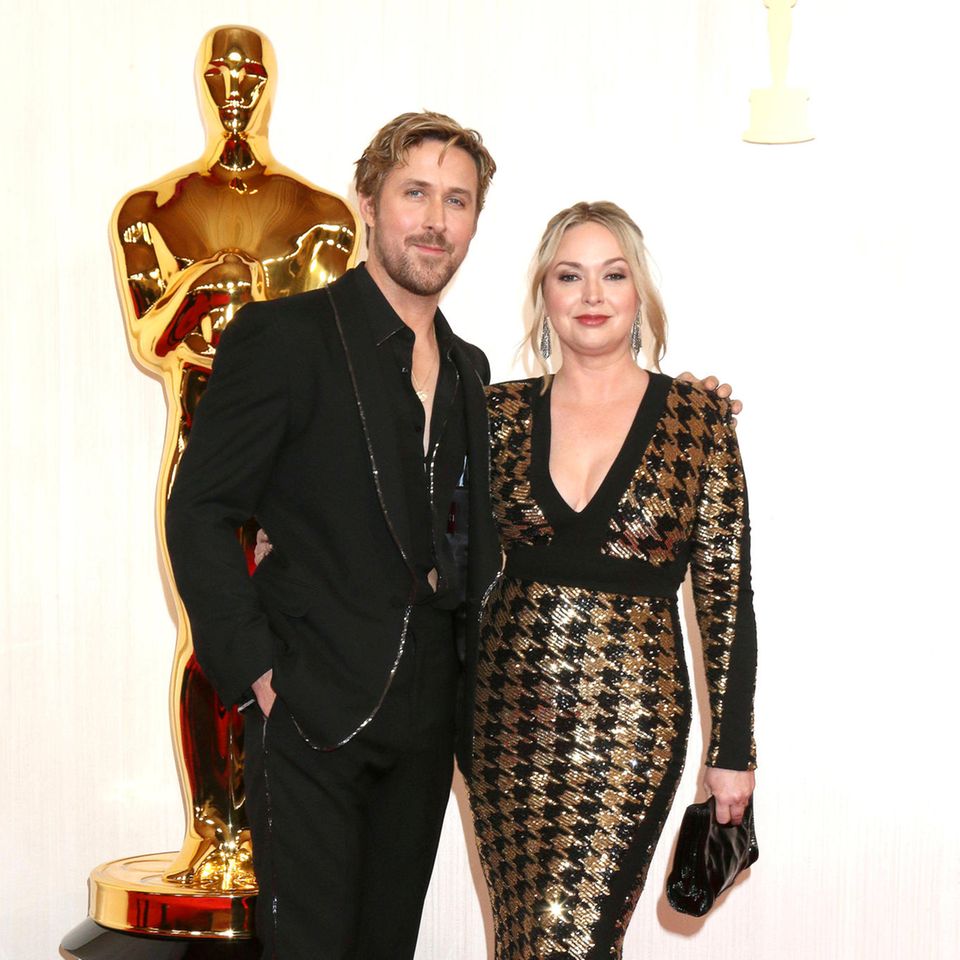 Ryan Gosling: Instead of Eva Mendes – this woman was his Oscar date, Ryan Gosling with sister Mandi Gosling