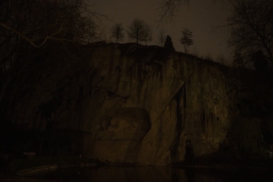 The dark lion monument in Lucerne