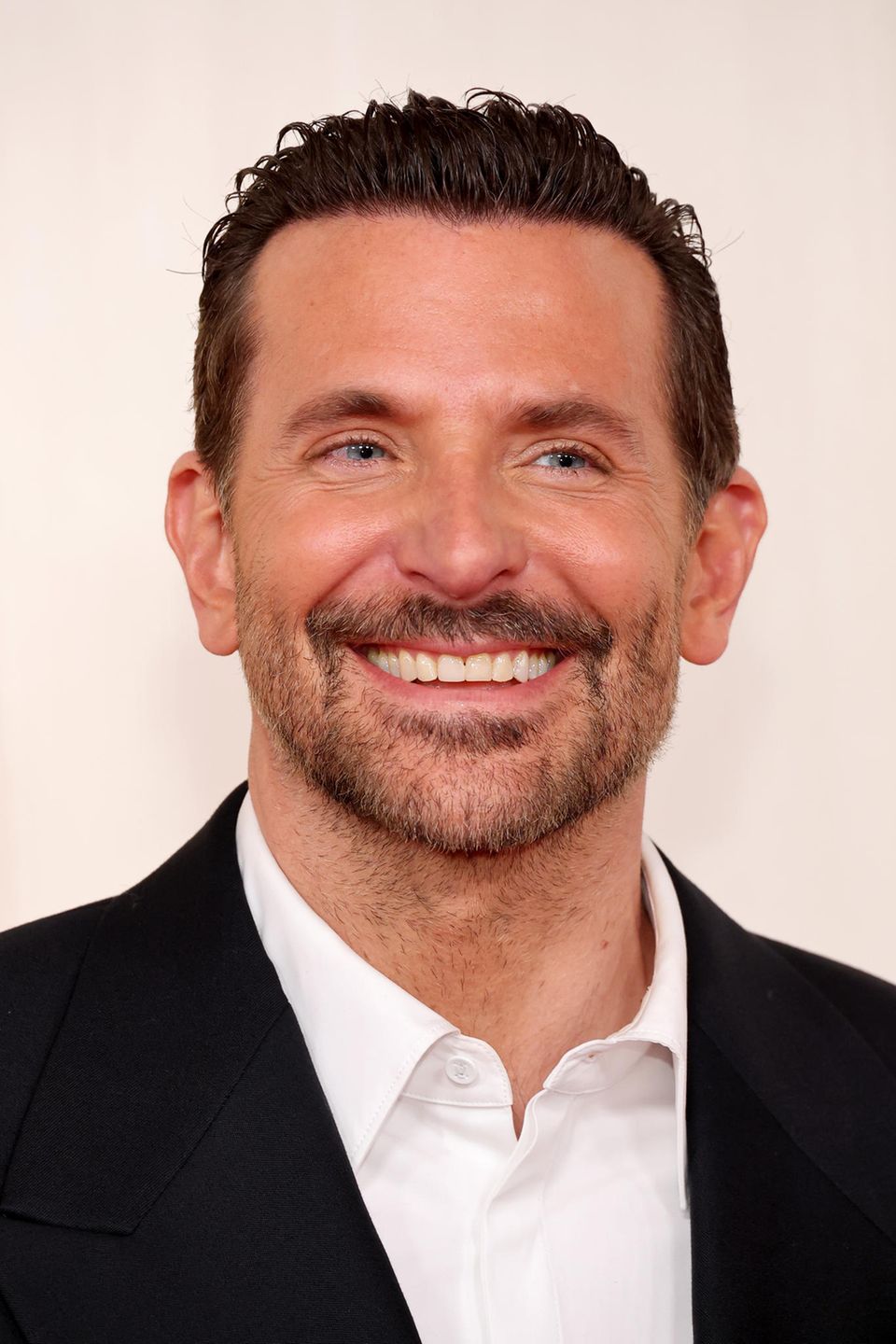 Bradley Cooper shows up at the Oscars with a wrinkle-free forehead – and small crow's feet. 