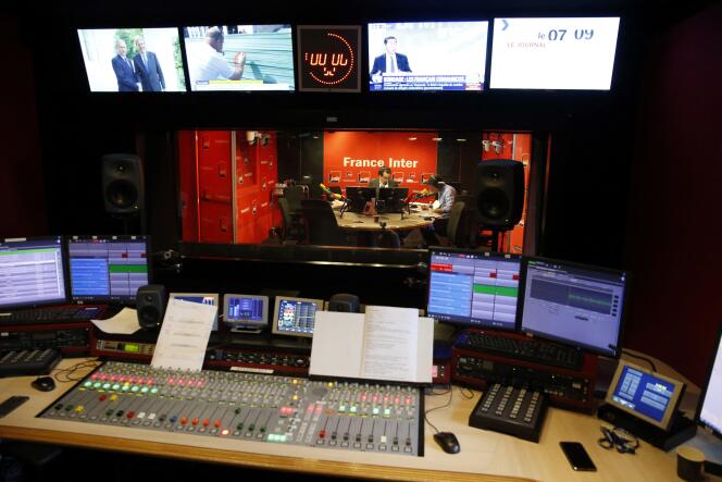 At the France Inter studio, at the Maison de la radio, in Paris, in May 2017.