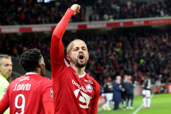 Lille's Edon Zhegrova after a goal against Lens, in the 27th day of Ligue 1, at the Pierre-Mauroy stadium in Villeneuve-d'Ascq, March 29, 2024.