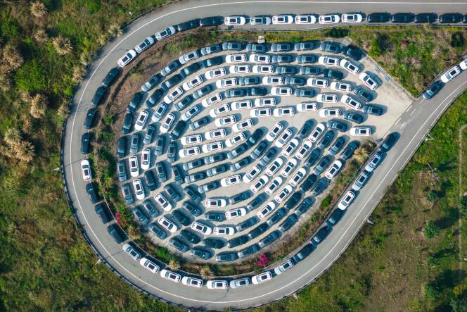 New electric cars parked near Chongqing (China), in 2024.