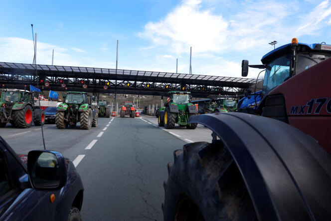 French and Spanish farmers block the motorway border between France and Spain, in Irun, Spain, March 7, 2024. 