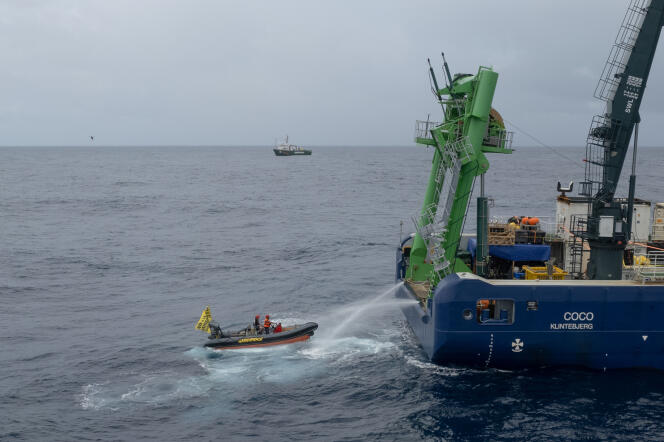 Greenpeace activists demonstrate near the “MV Coco”, in the Clarion-Clipperton area, November 30, 2023.