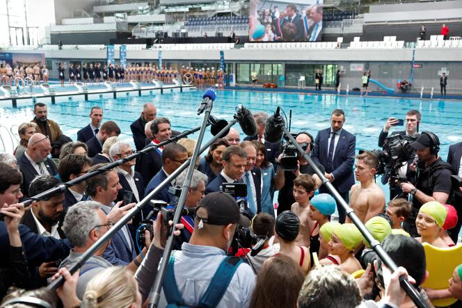 Emmanuel Macron, at the Olympic swimming pool in Saint-Denis, April 4, 2024.