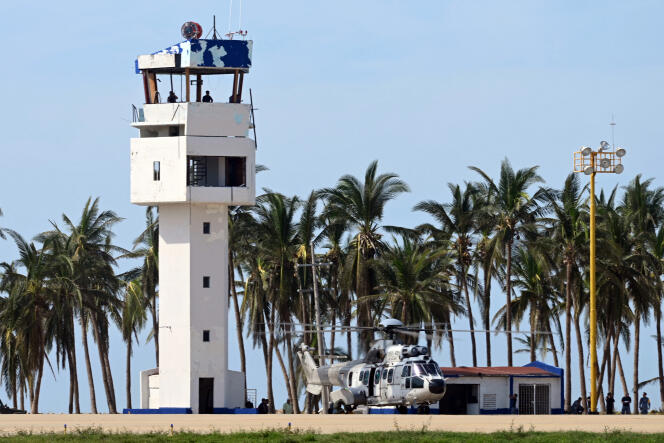 The control tower of Pie de la Cuesta Air Base, in Acapulco (Mexico), October 27, 2023.