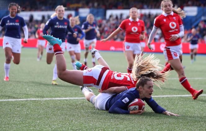 French winger Joanna Grisez during the Six Nations Tournament match against Wales on April 21, 2024 in Cardiff.