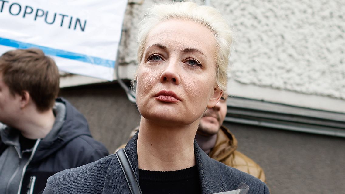 Die 47-jährige Julia Nawalnaja hatte nach dem Tod ihres Mannes angekündigt, seine Oppositionsarbeit aus dem Exil im Ausland fortzusetzen.
