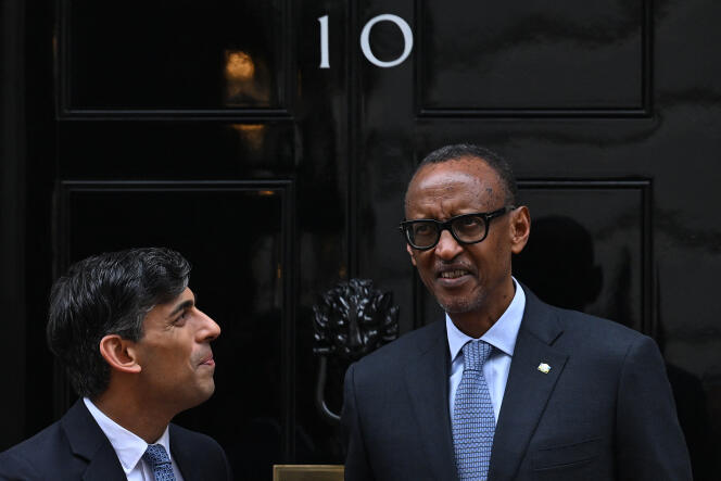 British Prime Minister Rishi Sunak (left) with Rwandan President Paul Kagame outside 10 Downing Street, London, April 9, 2024.