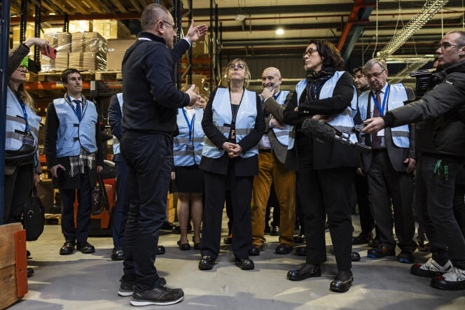 The Minister of Higher Education and Research, Sylvie Retailleau (center, left), and the Secretary of State for Digital Affairs, Marina Ferrari (center, right), during their visit to the data center 'OVHcloud, in Croix (North), March 18, 2024.
